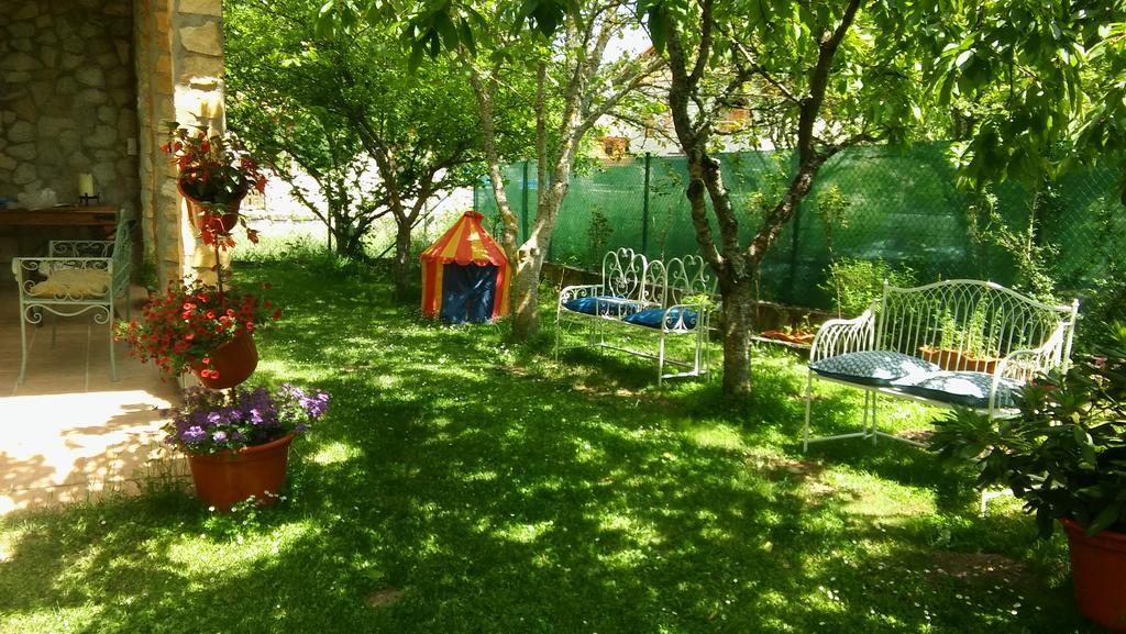 Casa Rural Fuentetrigo Brizuela Екстериор снимка